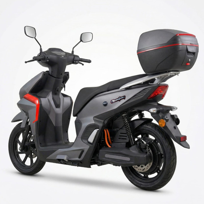 ilektriko-scooter-motosykleta-brave-motors-phantom_3-700x700
